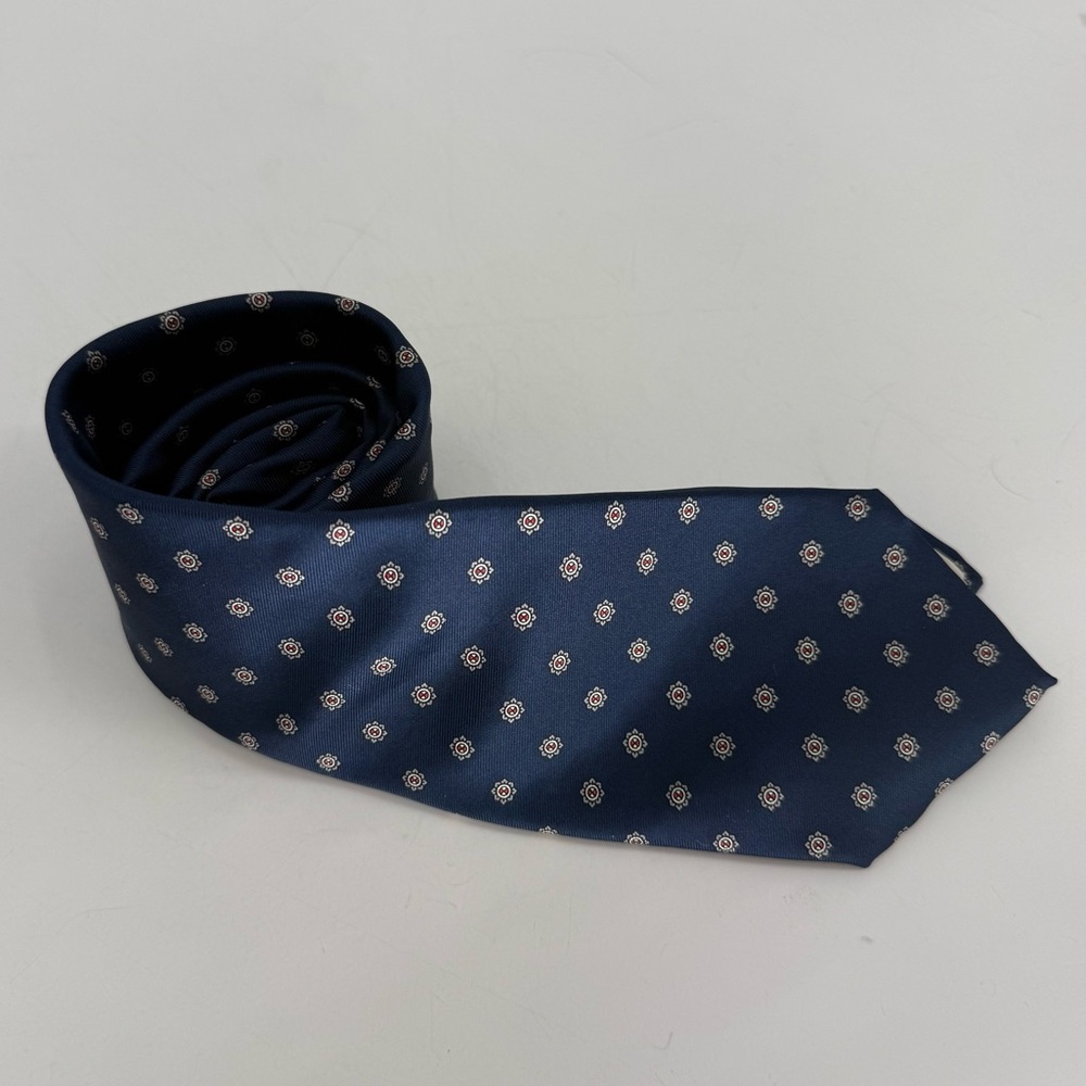 CHRISTIAN DIOR Blue Red Medallion SILK NECKTIE TIE 3” Men’s